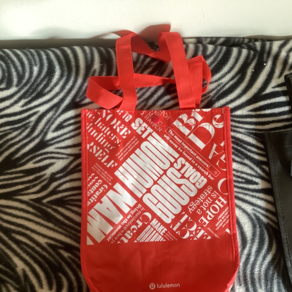 Bundle of 2 SMALL Lululemon Bags - Picture 2 of 3